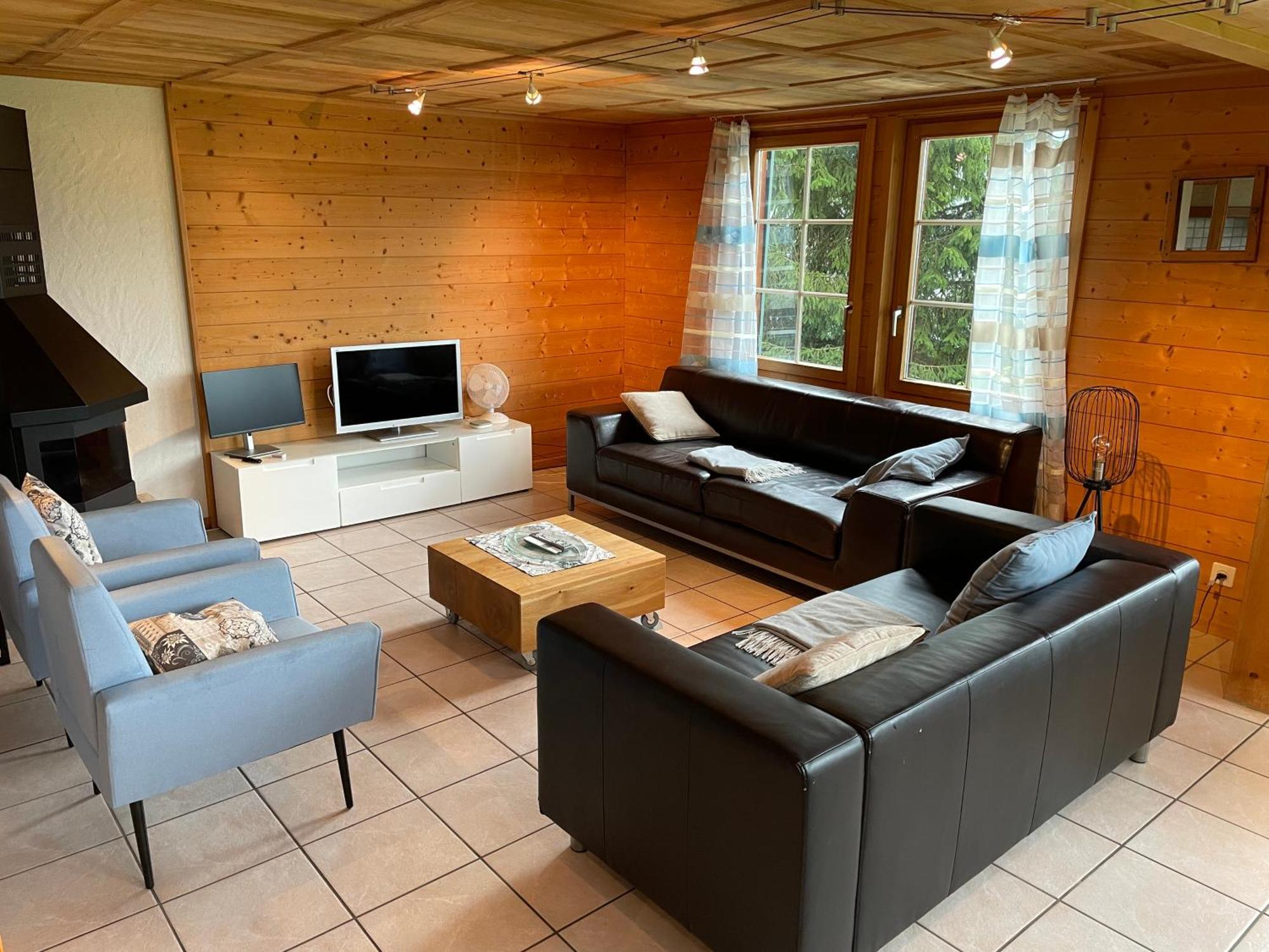 Edelweiss 4 Zi Ferienwohnung In Landhaus Frutigen Eksteriør billede